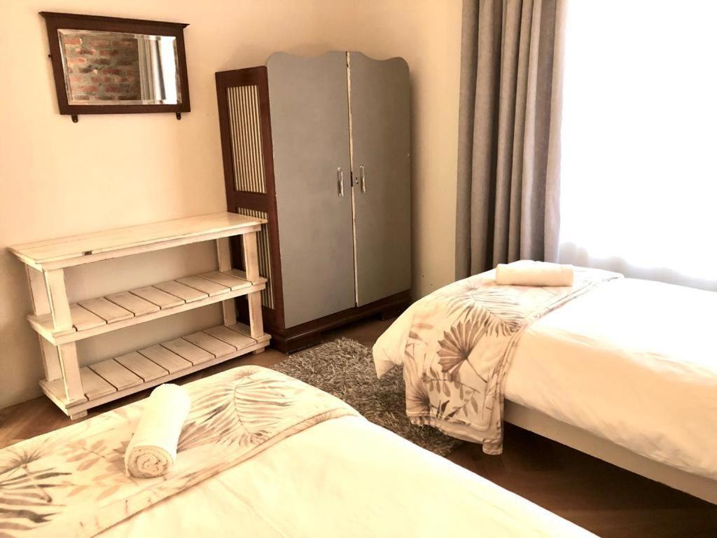 Self Catering Apartment - デ・ケルデルス エクステリア 写真